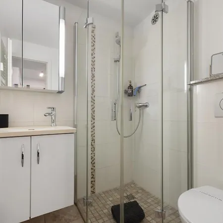 Glueck Am Steinhuder فونستورف